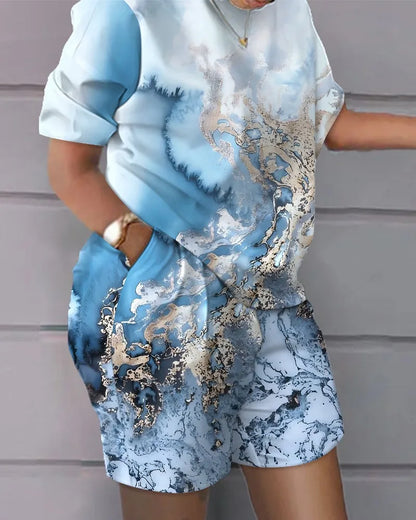 Tenue Y2K femme - T-shirt et short tendance